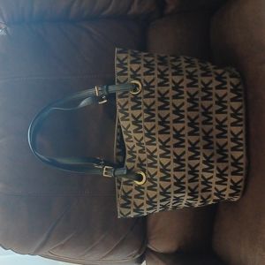 Michael Kors shoulder handbag